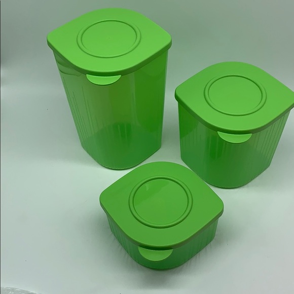 Tupperware Fresh N Cool Refrigerator Storages Set - Picture 12 of 16